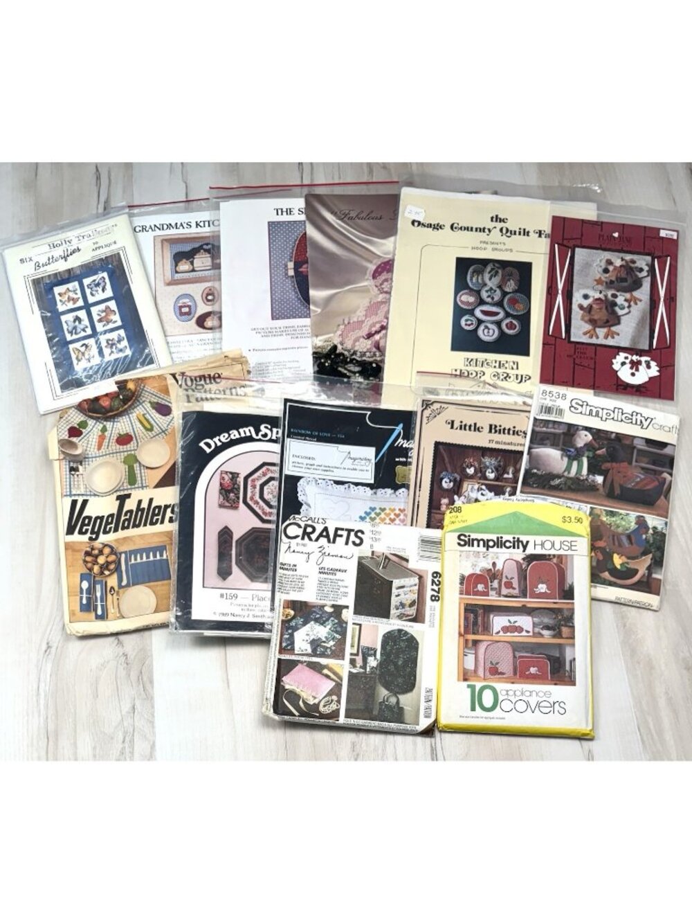VTG Lot 13 Sewing Home Decor Craft Quilt PATTERNS Simplicity McCall's Vogue